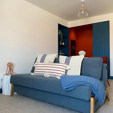 Feel - Boat House * Nazaré